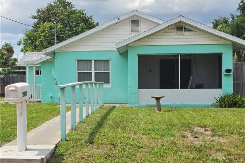 Casa en venta en Winter Park, Florida, 3 dormitorios, 140.1 m2 № 2216985 - foto 2