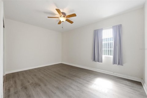 Casa en venta en Winter Park, Florida, 3 dormitorios, 140.1 m2 № 2216985 - foto 12