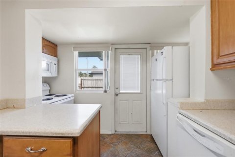 Casa en venta en Winter Park, Florida, 3 dormitorios, 140.1 m2 № 2216985 - foto 7