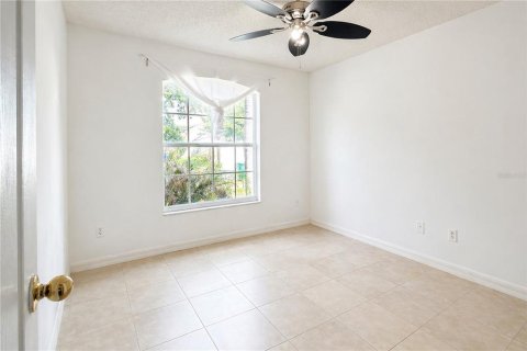 House in Winter Garden, Florida 3 bedrooms, 151.24 sq.m. № 2152360 - photo 4