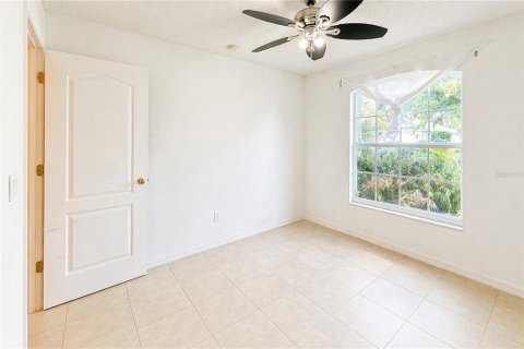 House in Winter Garden, Florida 3 bedrooms, 151.24 sq.m. № 2152360 - photo 6