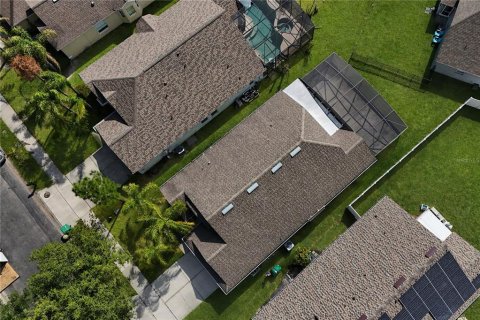 House in Winter Garden, Florida 3 bedrooms, 151.24 sq.m. № 2152360 - photo 29