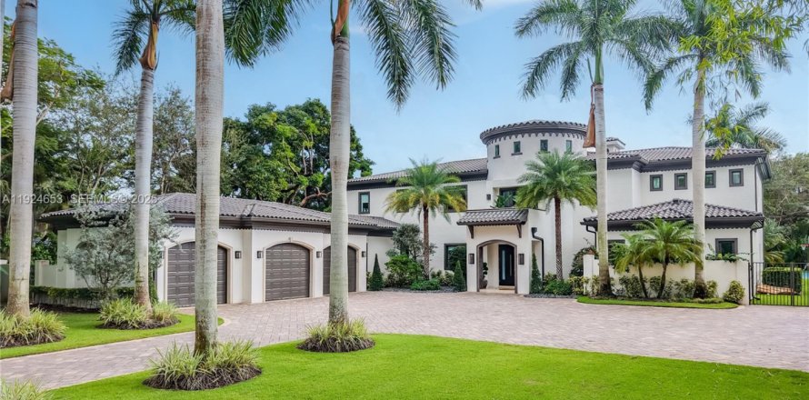 Casa en Pinecrest, Florida 7 dormitorios, 794.41 m2 № 2039165