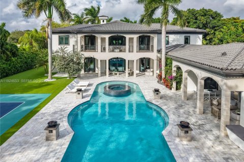 Casa en venta en Pinecrest, Florida, 7 dormitorios, 794.41 m2 № 2039165 - foto 2
