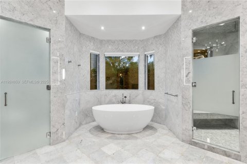 Casa en venta en Pinecrest, Florida, 7 dormitorios, 794.41 m2 № 2039165 - foto 29