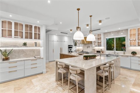Casa en venta en Pinecrest, Florida, 7 dormitorios, 794.41 m2 № 2039165 - foto 18