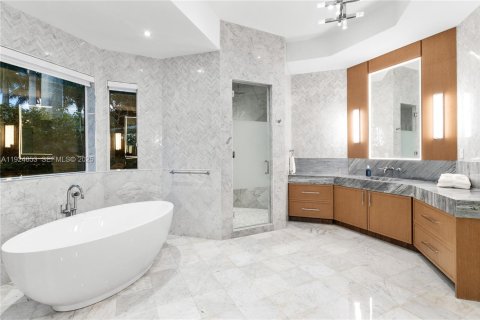 Casa en venta en Pinecrest, Florida, 7 dormitorios, 794.41 m2 № 2039165 - foto 30