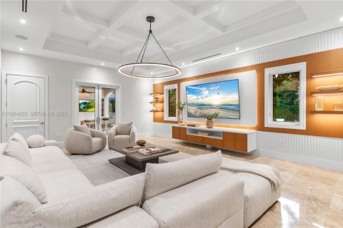 Casa en venta en Pinecrest, Florida, 7 dormitorios, 794.41 m2 № 2039165 - foto 11