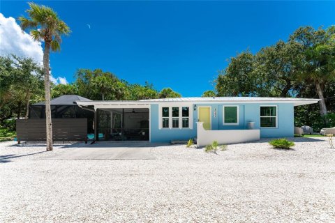House in Englewood, Florida 2 bedrooms, 103.86 sq.m. № 1732997 - photo 1