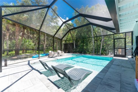 House in Englewood, Florida 2 bedrooms, 103.86 sq.m. № 1732997 - photo 2