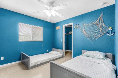 Villa ou maison à vendre à North Port, Floride: 3 chambres, 178.37 m2 № 2123170 - photo 21