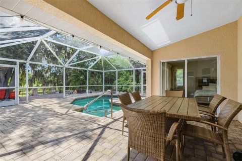 Villa ou maison à vendre à North Port, Floride: 3 chambres, 178.37 m2 № 2123170 - photo 23