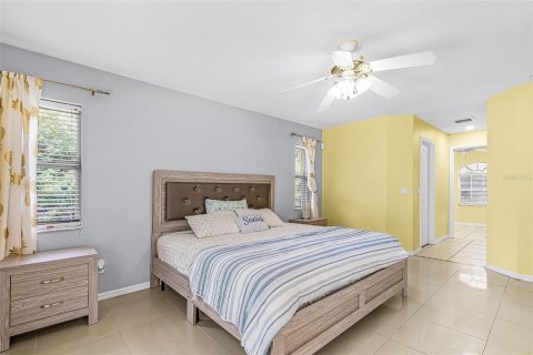 Villa ou maison à vendre à North Port, Floride: 3 chambres, 178.37 m2 № 2123170 - photo 8