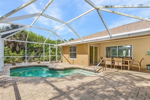 Villa ou maison à vendre à North Port, Floride: 3 chambres, 178.37 m2 № 2123170 - photo 24