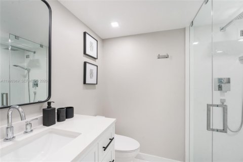 Купить кондоминиум в Майами-Бич, Флорида 2 спальни, 96.62м2, № 2057805 - фото 24