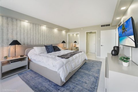 Купить кондоминиум в Майами-Бич, Флорида 2 спальни, 96.62м2, № 2057805 - фото 12