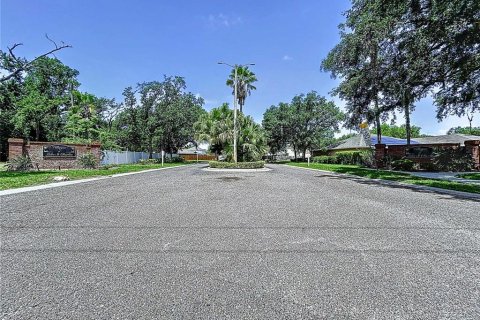 House in Riverview, Florida 4 bedrooms, 174.1 sq.m. № 1781272 - photo 2