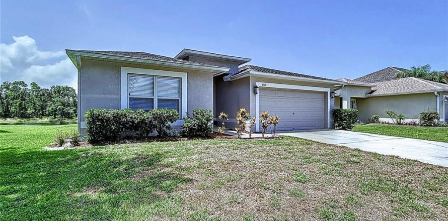 House in Riverview, Florida 4 bedrooms, 174.1 sq.m. № 1781272