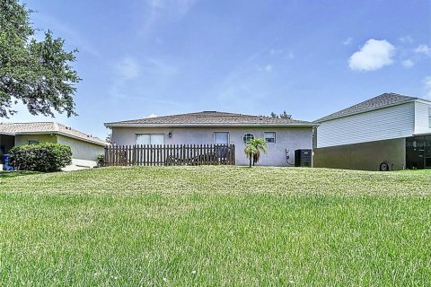 House in Riverview, Florida 4 bedrooms, 174.1 sq.m. № 1781272 - photo 11