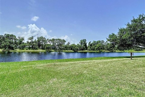 House in Riverview, Florida 4 bedrooms, 174.1 sq.m. № 1781272 - photo 13