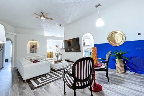 House in Riverview, Florida 4 bedrooms, 174.1 sq.m. № 1781272 - photo 19