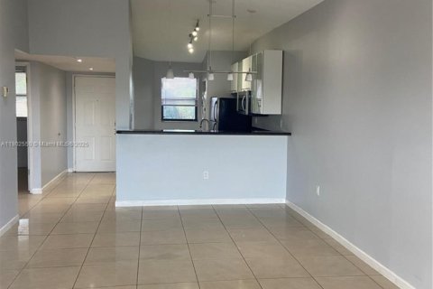 Купить кондоминиум в Санрайз, Флорида 2 спальни, 91.6м2, № 1953941 - фото 8