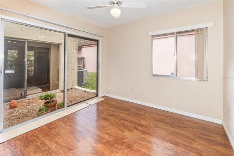 Casa en venta en Orlando, Florida, 3 dormitorios, 119.38 m2 № 1808113 - foto 19