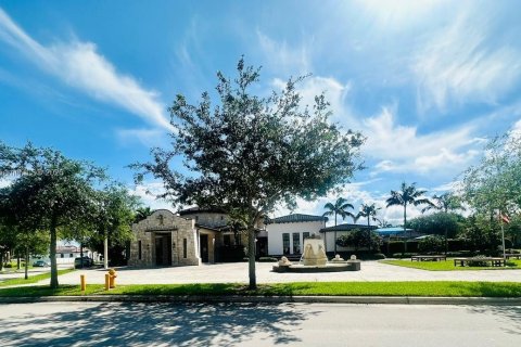 Снять в аренду таунхаус в Майами, Флорида 3 спальни, 149.39м2, № 1944640 - фото 26