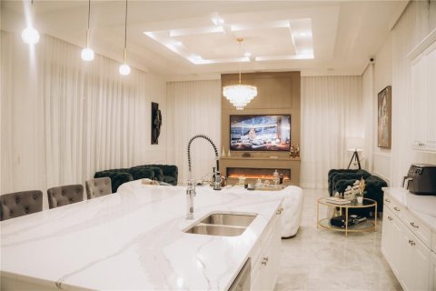 Casa en venta en Winter Garden, Florida, 6 dormitorios, 491.17 m2 № 2123193 - foto 21