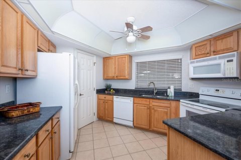 Condo in Punta Gorda, Florida, 2 bedrooms  № 1785939 - photo 13