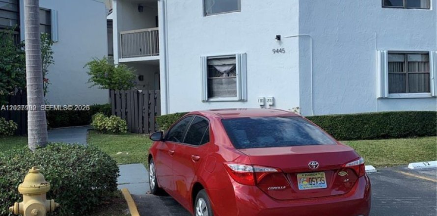 Condominio en Miami, Florida, 2 dormitorios  № 2085300