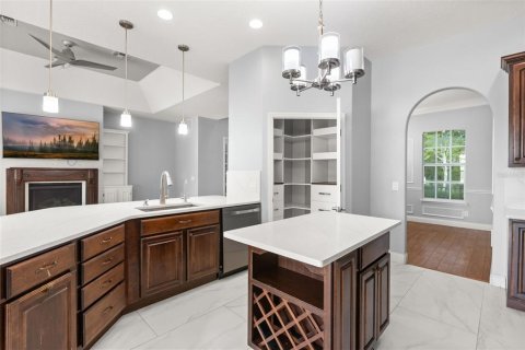 House in Orlando, Florida 3 bedrooms, 316.05 sq.m. № 2287521 - photo 12