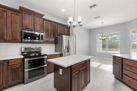 House in Orlando, Florida 3 bedrooms, 316.05 sq.m. № 2287521 - photo 11