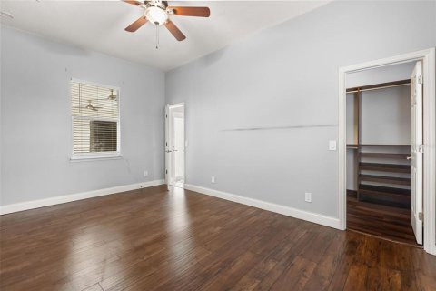 House in Orlando, Florida 3 bedrooms, 316.05 sq.m. № 2287521 - photo 16