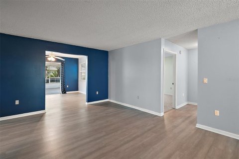 Casa en venta en Leesburg, Florida, 2 dormitorios, 121.33 m2 № 1716456 - foto 13