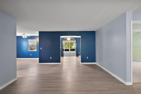 Casa en venta en Leesburg, Florida, 2 dormitorios, 121.33 m2 № 1716456 - foto 12