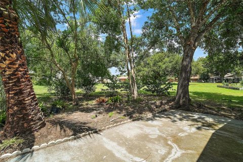 Casa en venta en Leesburg, Florida, 2 dormitorios, 121.33 m2 № 1716456 - foto 11