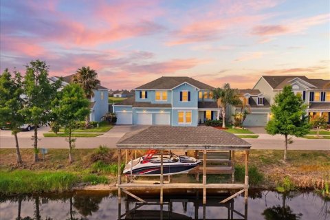 Villa ou maison à Groveland, Floride 5 chambres, 292.64 m2 № 2289496