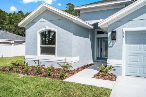 House in Palm Coast, Florida 2 bedrooms, 176.98 sq.m. № 2197315 - photo 6