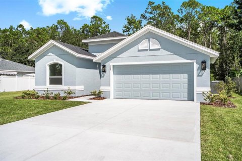 House in Palm Coast, Florida 2 bedrooms, 176.98 sq.m. № 2197315 - photo 2