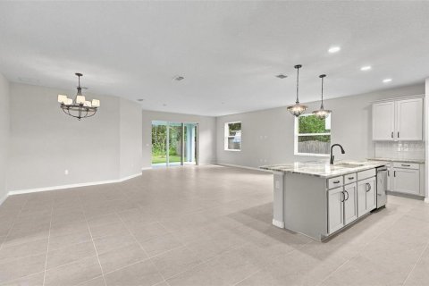 House in Palm Coast, Florida 2 bedrooms, 176.98 sq.m. № 2197315 - photo 12