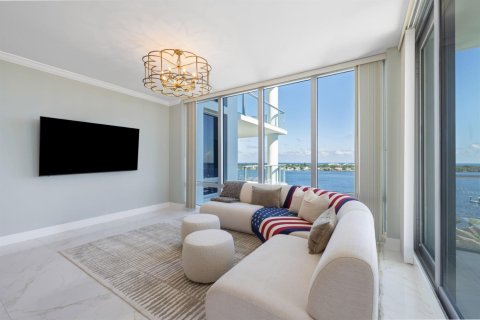 Condo in North Palm Beach, Florida, 2 bedrooms  № 2082188 - photo 10