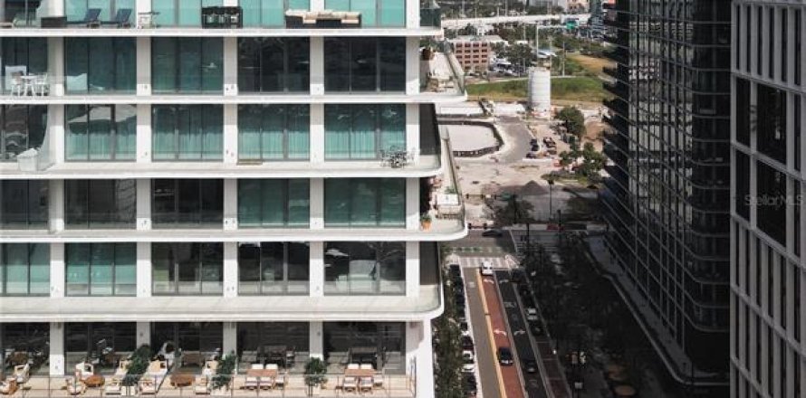 Condo à Tampa, Floride, 3 chambres  № 1536048