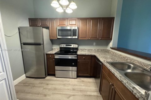 Купить кондоминиум в Хомстед, Флорида 2 спальни, 86.4м2, № 2056584 - фото 4