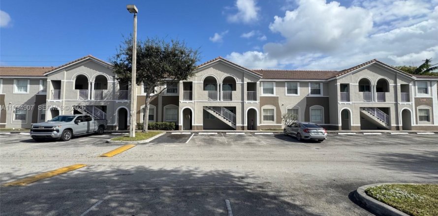 Кондоминиум с 2 спальнями в Хомстед, Флорида № 2056584