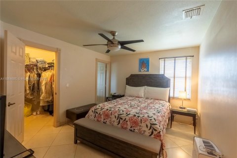 Villa ou maison à vendre à Pembroke Pines, Floride: 4 chambres, 503.9 m2 № 1950536 - photo 29