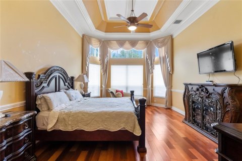 Villa ou maison à vendre à Pembroke Pines, Floride: 4 chambres, 503.9 m2 № 1950536 - photo 16
