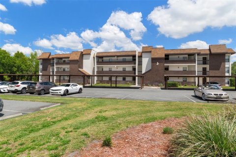 Copropriété à vendre à Homosassa, Floride: 2 chambres, 130.99 m2 № 1616663 - photo 2