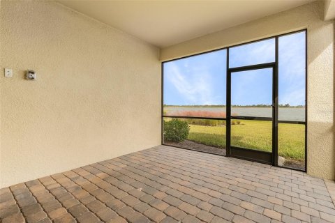 House in Punta Gorda, Florida 3 bedrooms, 193.61 sq.m. № 2233671 - photo 8