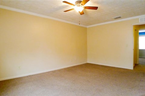 Townhouse in Brandon, Florida 2 bedrooms, 94.76 sq.m. № 2233422 - photo 16